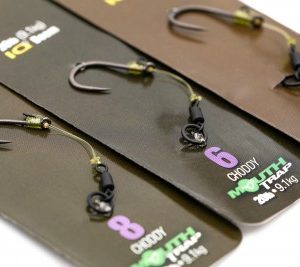 Korda Hinge Rig size 4-6 Choddy MT 25lb-IQ2 20lb 4-6 méretben