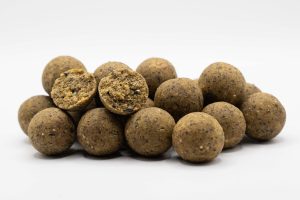 CarpGiant Explorer édes-tigrismogyorós bojli 20mm - 24mm - 30mm 5 kg kiszerelés